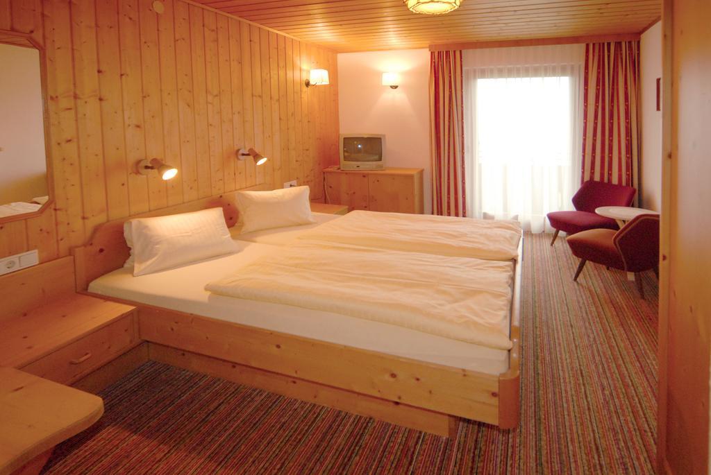 Landhotel Kielhuberhof Ramsau am Dachstein Habitación foto